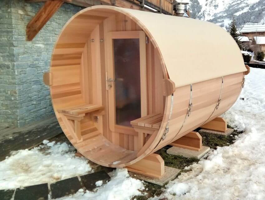 Sauna bulle avec sa couverture de protection ( breveté) et son porche